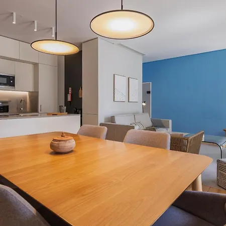 Charming 2bdr Santos By Lovelystay Lisboa