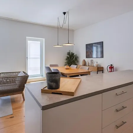 Charming Santos By Lovelystay * Lisbona